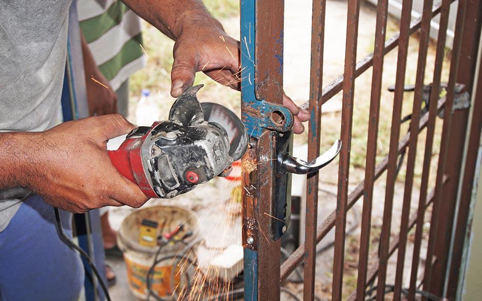 artisans serruriers Maisons-Alfort